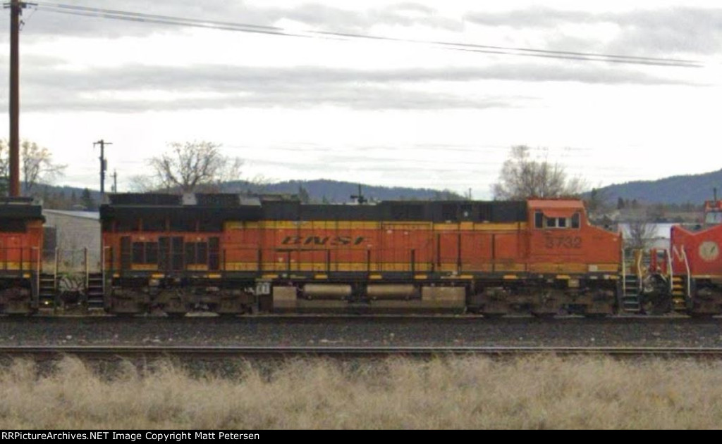 BNSF 3732